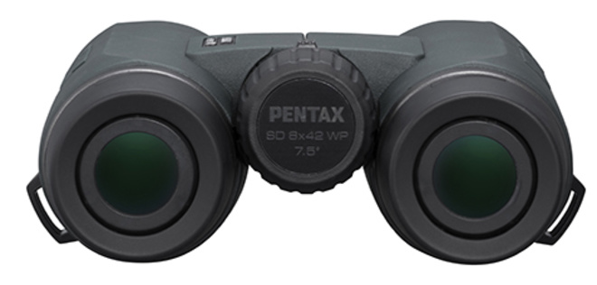 PENTAX<br/>JUMELLES SD - 8X42 WP