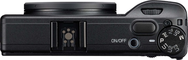 RICOH<br/>GR IV MONOCHROME