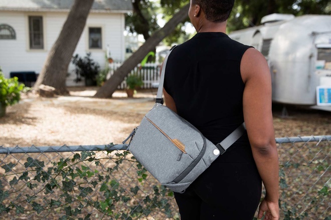 PEAK DESIGN<br/>EVERYDAY SLING 6L V2 ASH FOURRE-TOUT
