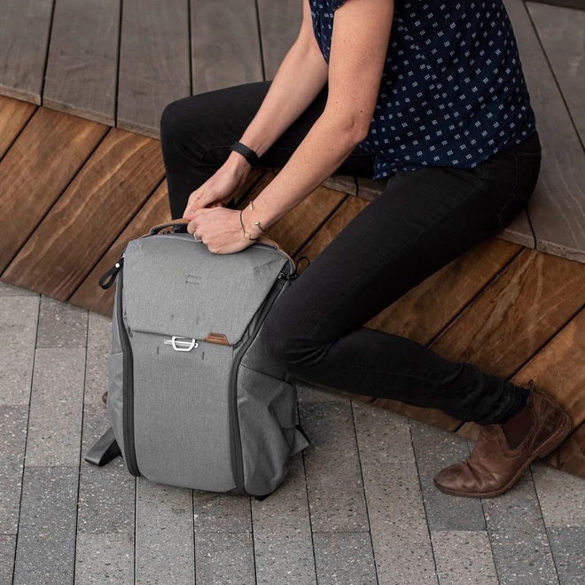 PEAK DESIGN<br/>SAC A DOS EVERYDAY BACKPACK 20L ASH