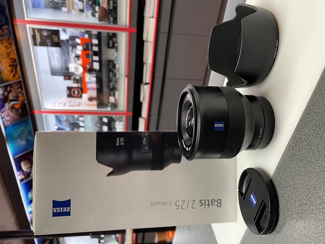 ZEISS BATIS 2/25 EN SONY E