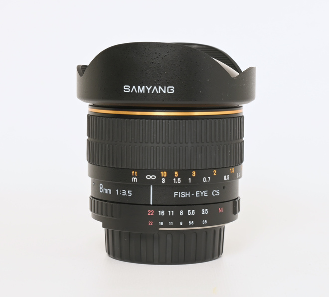 Samyang 8mm f3,5 monture Nikon F