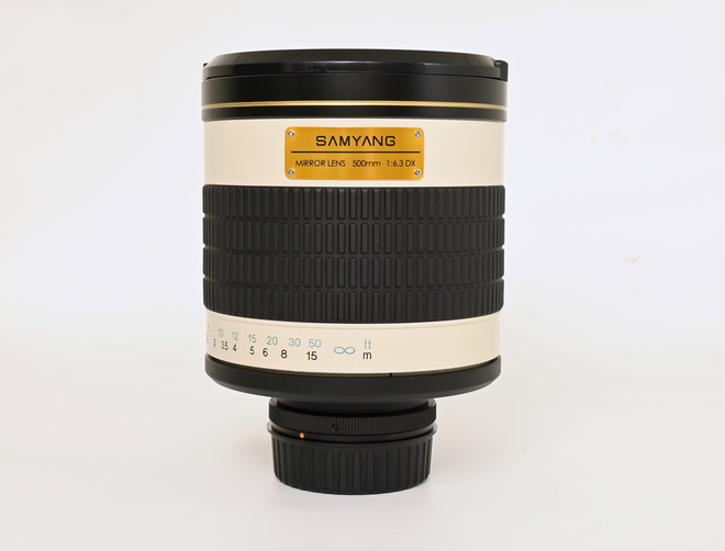 Samyang 500 mm f/6,3 ED UMC CS MIROIR (T2) + Bague Nikon F