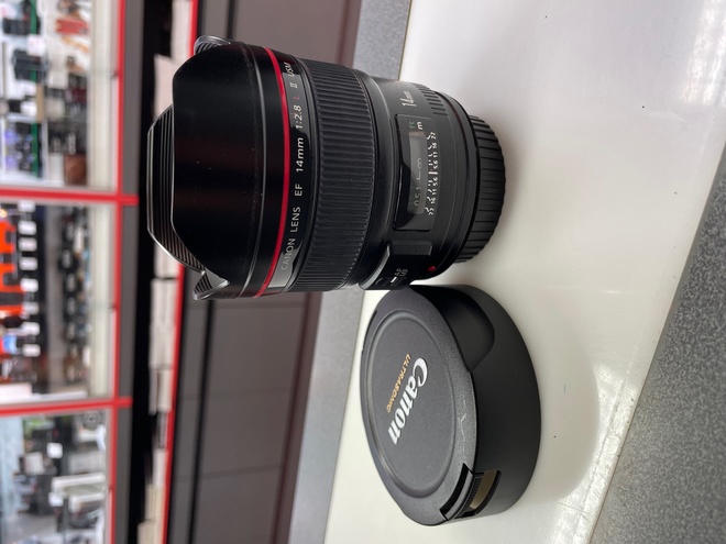CANON EF 2,8/14 L II USM