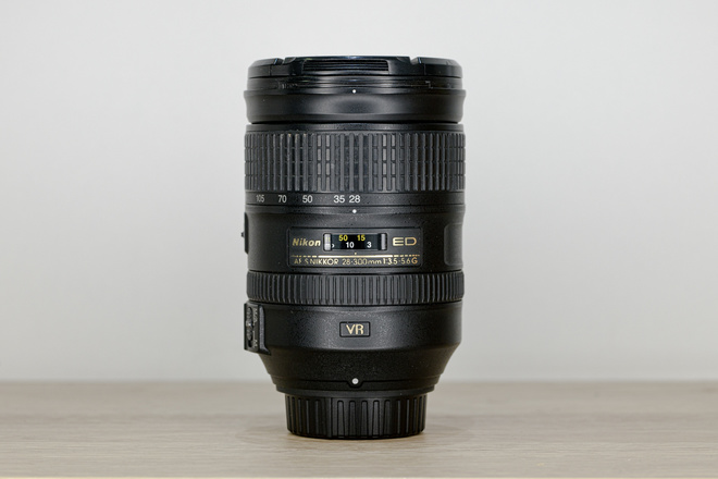 Nikon AF-S VR 28-300