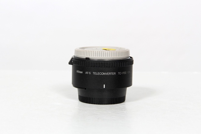 NIKON TC-17E II