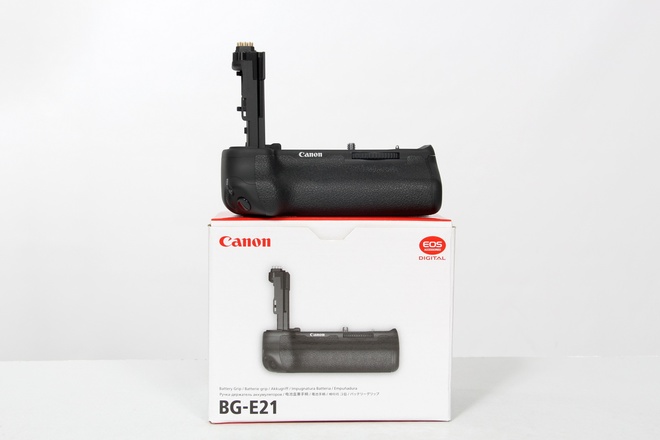 CANON GRIPS BG-E21