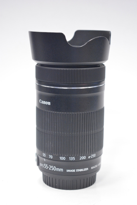 CANON EF-S 55-250MM F4-5,6 IS STM