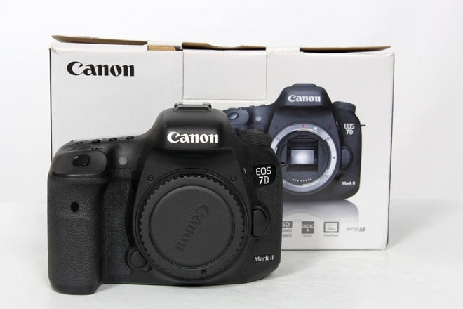 CANON EOS 7D MARK II BOITIER NU