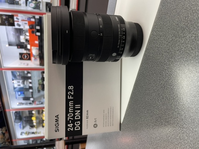 SIGMA 2,8/24-70 DG DN II ART EN SONY
