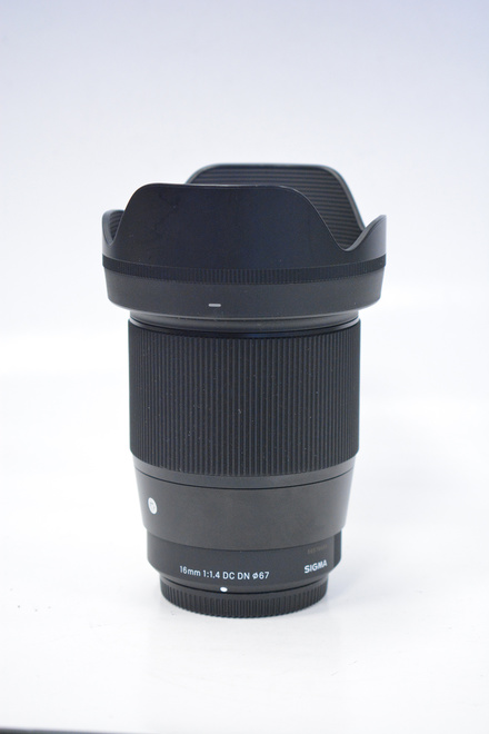 SIGMA 16MM F1,4 DC DN MICRO 4/3