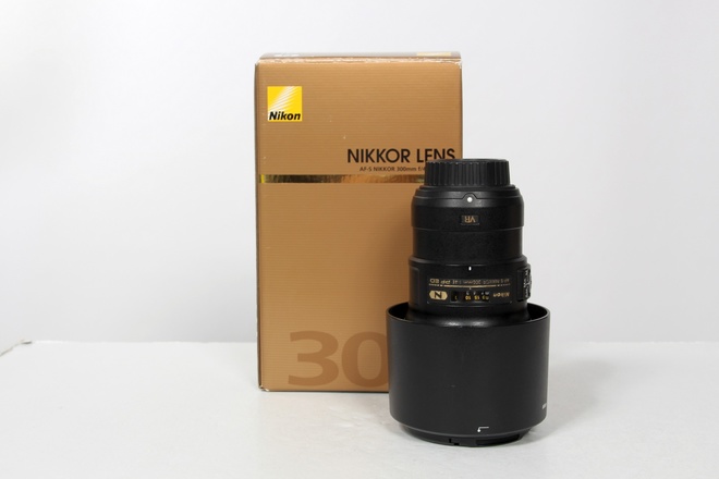 NIKON AF-S 300MM F/4E PF ED VR