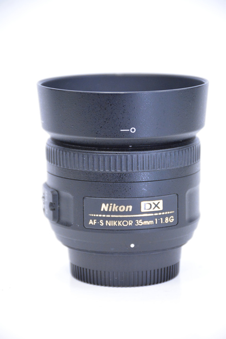 NIKON 35MM F1,8 DX