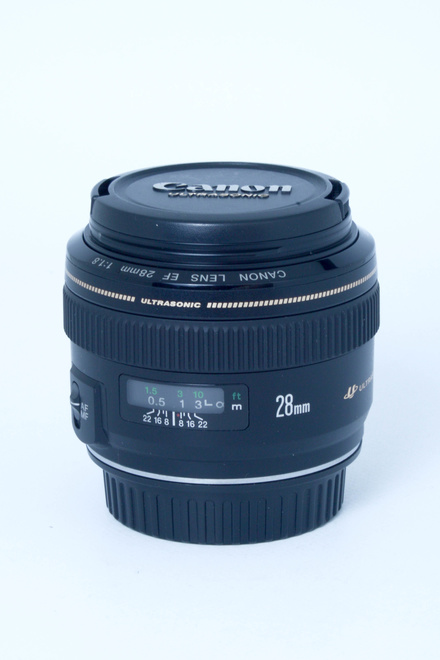 Canon 28mm f1.8 USM
