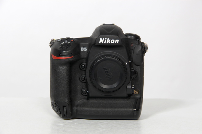 NIKON D5 BOITIER NU