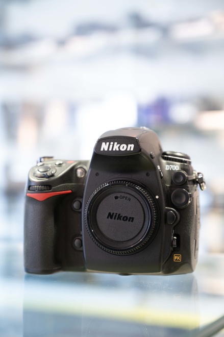 Nikon D700 + 4 Cartes Compact Flash + Toute la boîte