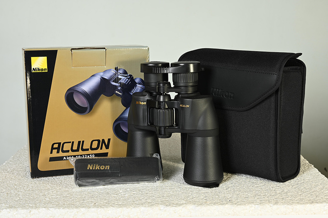 NIKON Jumelle ZOOM ACULON A211 10-22x50