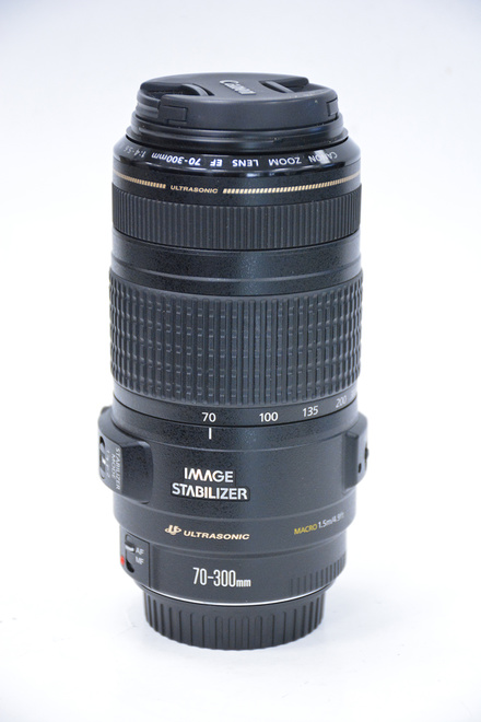 CANON EF 70-300 F4-5,6 IS USM