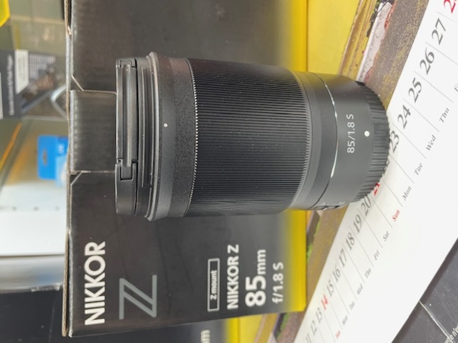 NIKON Z 1,8/85