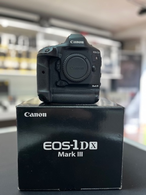CANON EOS 1DX III