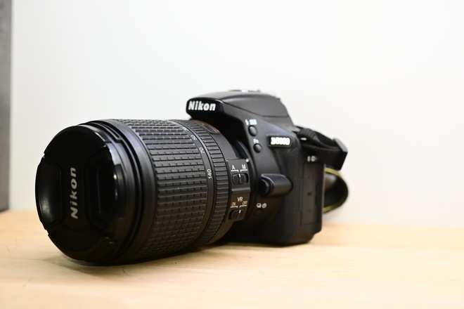 NIKON D5600+NIKON 18/140 AFS