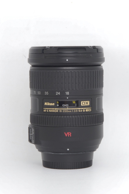 Nikon AF-S DX VR 18-200mm f/3,5-5,6 G IF-ED