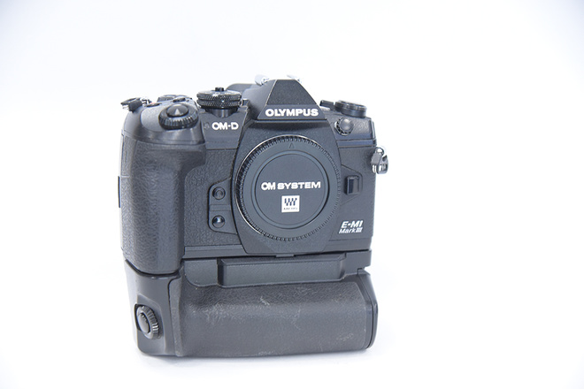 OLYMPUS E-M1 MARK III+GRIP
