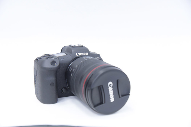 CANON R5 + 24-105 F4 L IS USM
