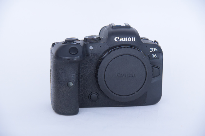 CANON EOS R6 NU