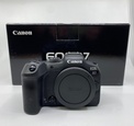 CANON EOS R7