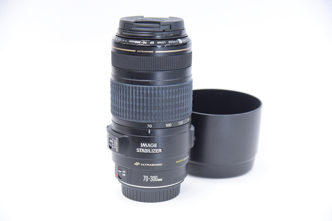 CANON 70-300MM F 4-5,6 IS USM