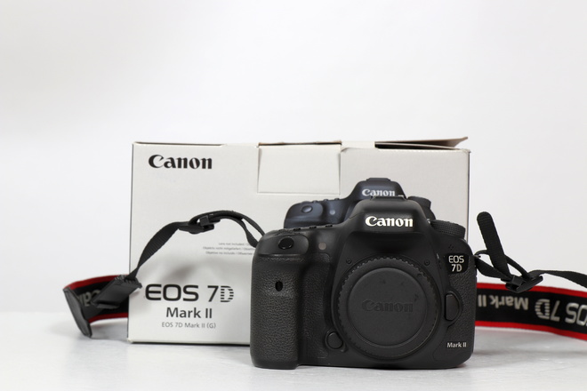 CANON EOS 7D MARK II BOITIER NU