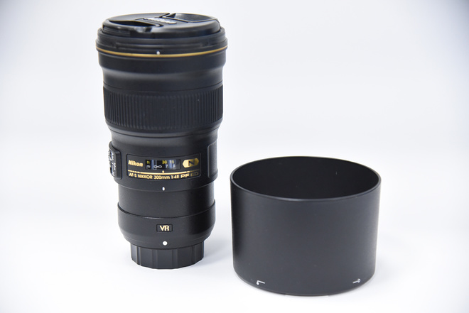 NIKON AF-S 300 MM F 4 PF ED VR