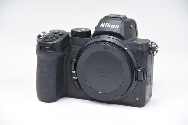 NIKON Z5