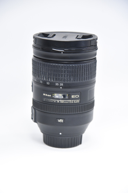NIKON AF-S 28-300 F 3,5-5,6 G ED VR