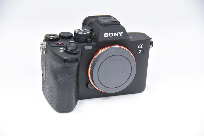 SONY ALPHA 7 IV