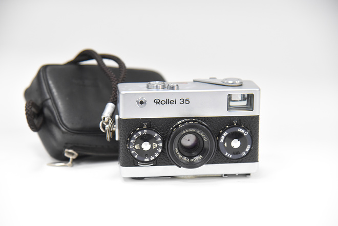 ROLLEI 35