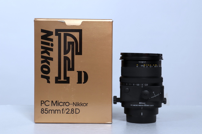 NIKON PC MICRO 85MM F/2.8 D