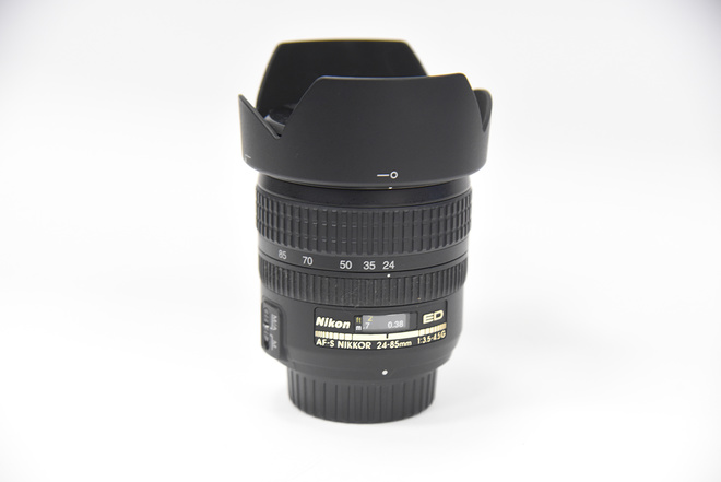 NIKON AF-S 24-85 F 3,5-4,5 G