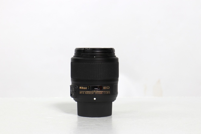 NIKON AF-S 35MM F/1.8G ED