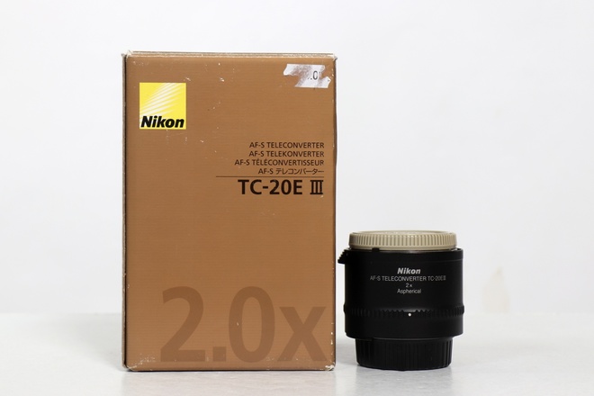 NIKON TC-20E III