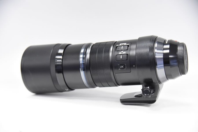 OLYMPUS 300MM F4 IS PRO