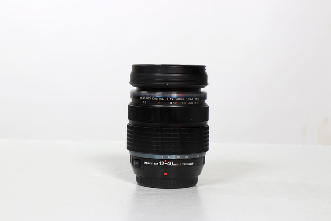OM SYSTEM 12-40MM F/2.8 II PRO