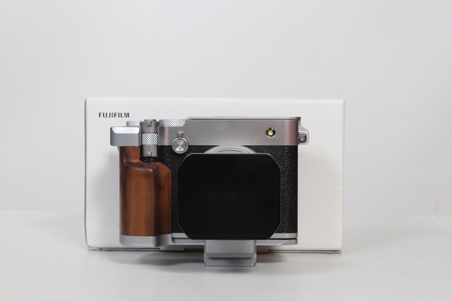 FUJIFILM GFX100RF SILVER