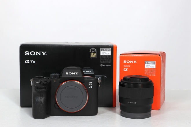 SONY A7 III + FE 50MM F1.8