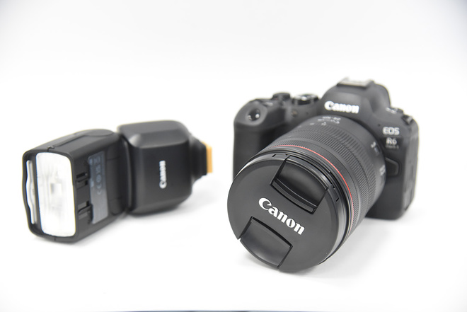 CANON EOS R6 II+24-105 L F4 USM+ FLASH CANON EL-10