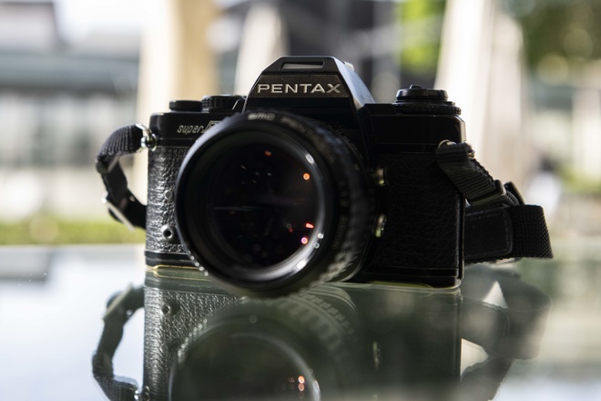 PENTAX SUPER A + 50mm f/1.2