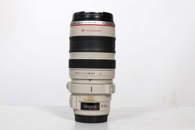 CANON EF 28-300MM F/3.5-5.6 L IS USM