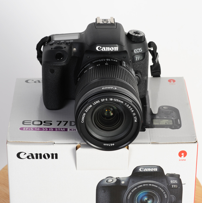 EOS 77-D