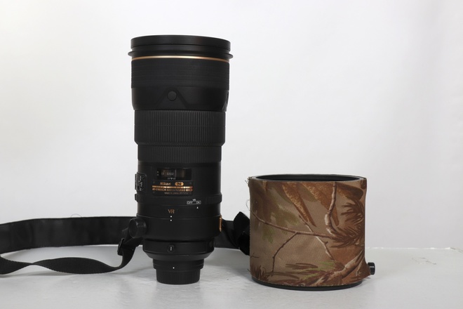 NIKON AF-S 300MM F/2.8G ED II VR